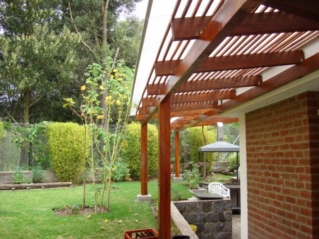 estructura de madera para techo en terraza