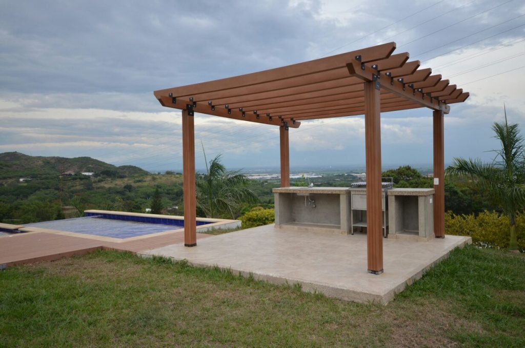 Pergola en wpc. Ecowood